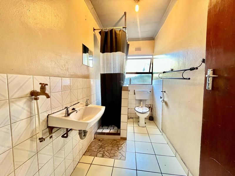 4 Bedroom Property for Sale in Eersterivier Industria Western Cape